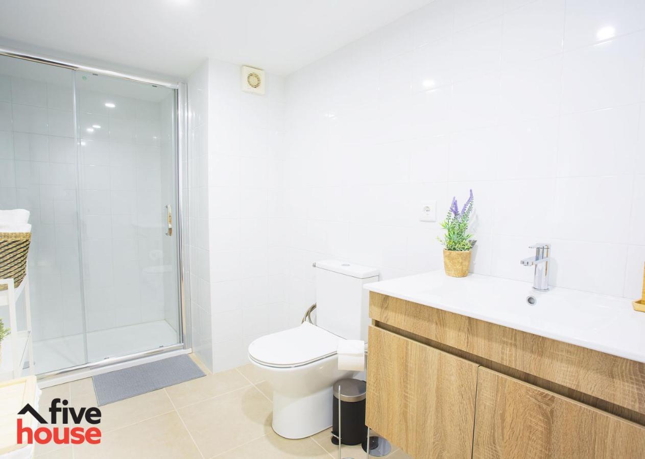 Five House 20 Vakantiehuis